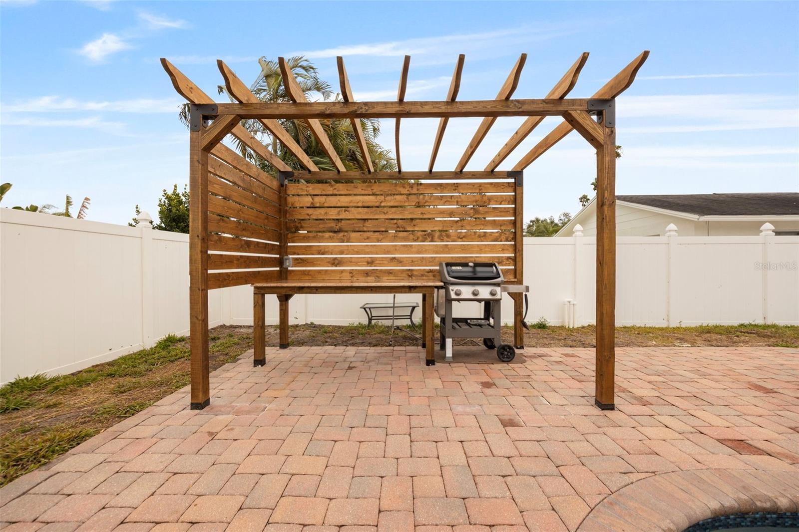5921 DENVER ST NE — photo 38