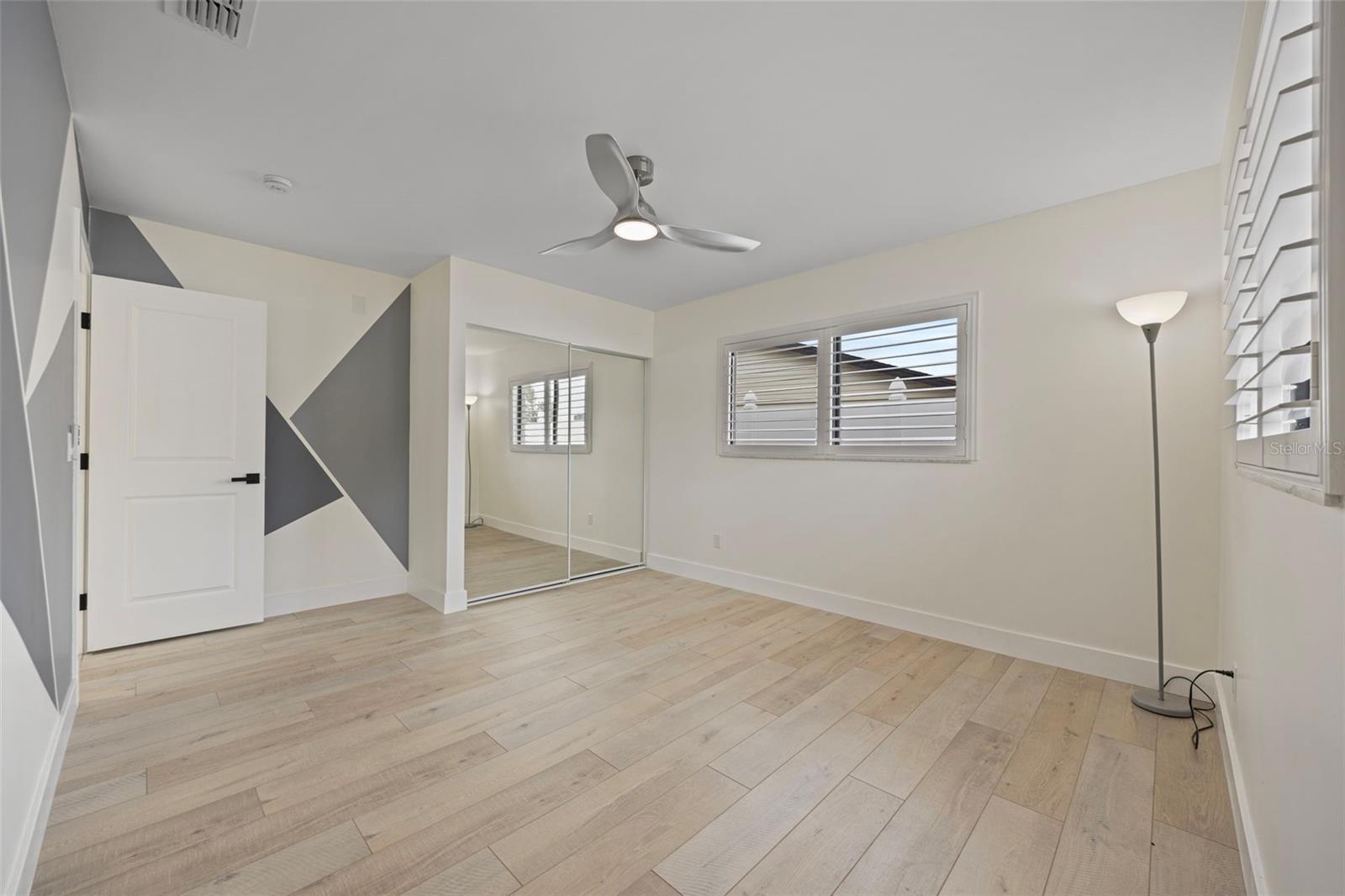 5921 DENVER ST NE — photo 25