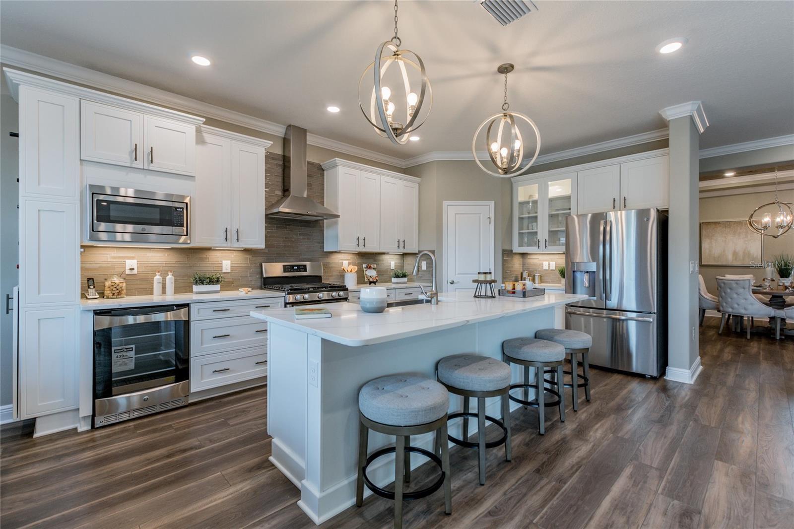 704 ESTATES BLVD — photo 22