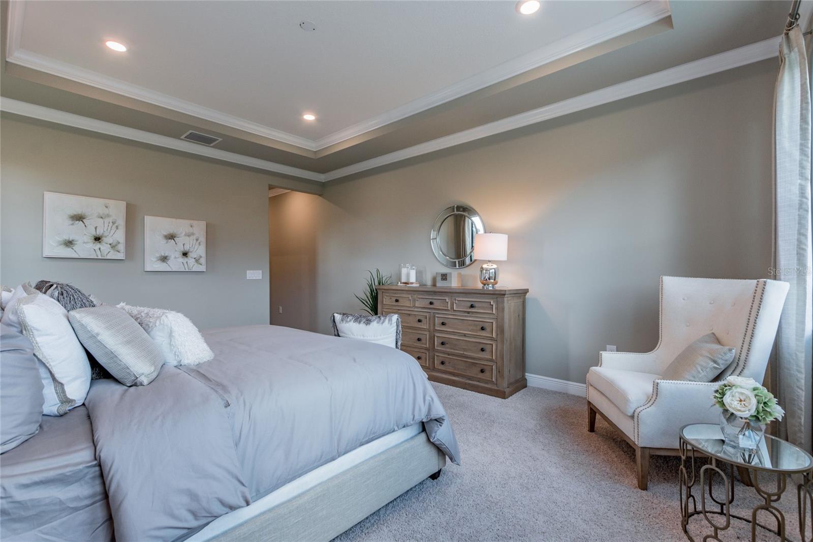 704 ESTATES BLVD — photo 30