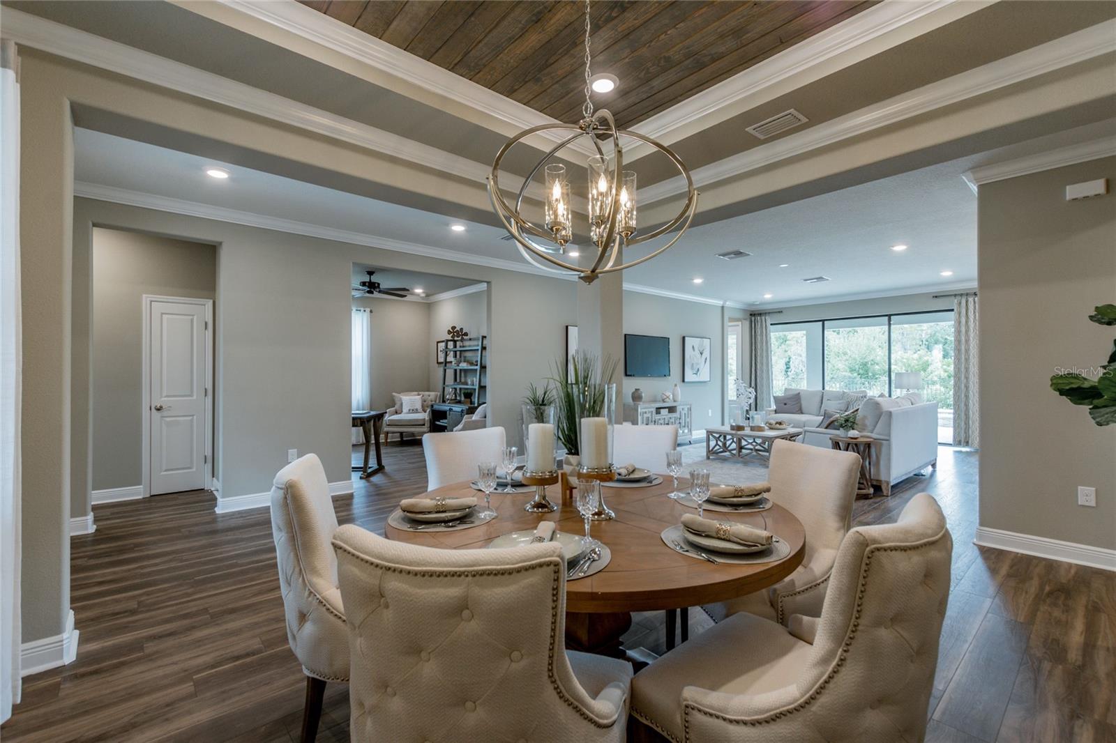 704 ESTATES BLVD — photo 27