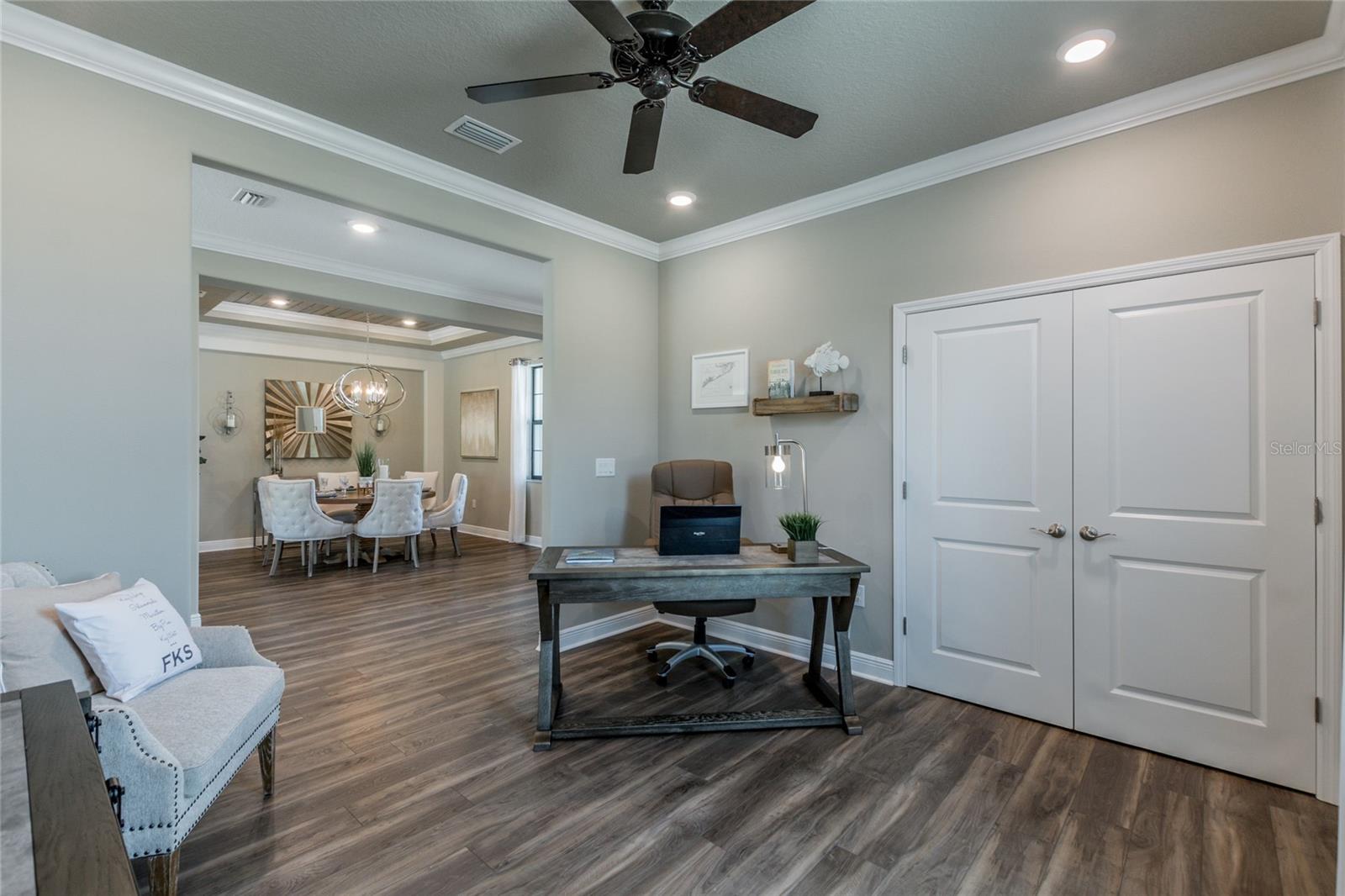 704 ESTATES BLVD — photo 42
