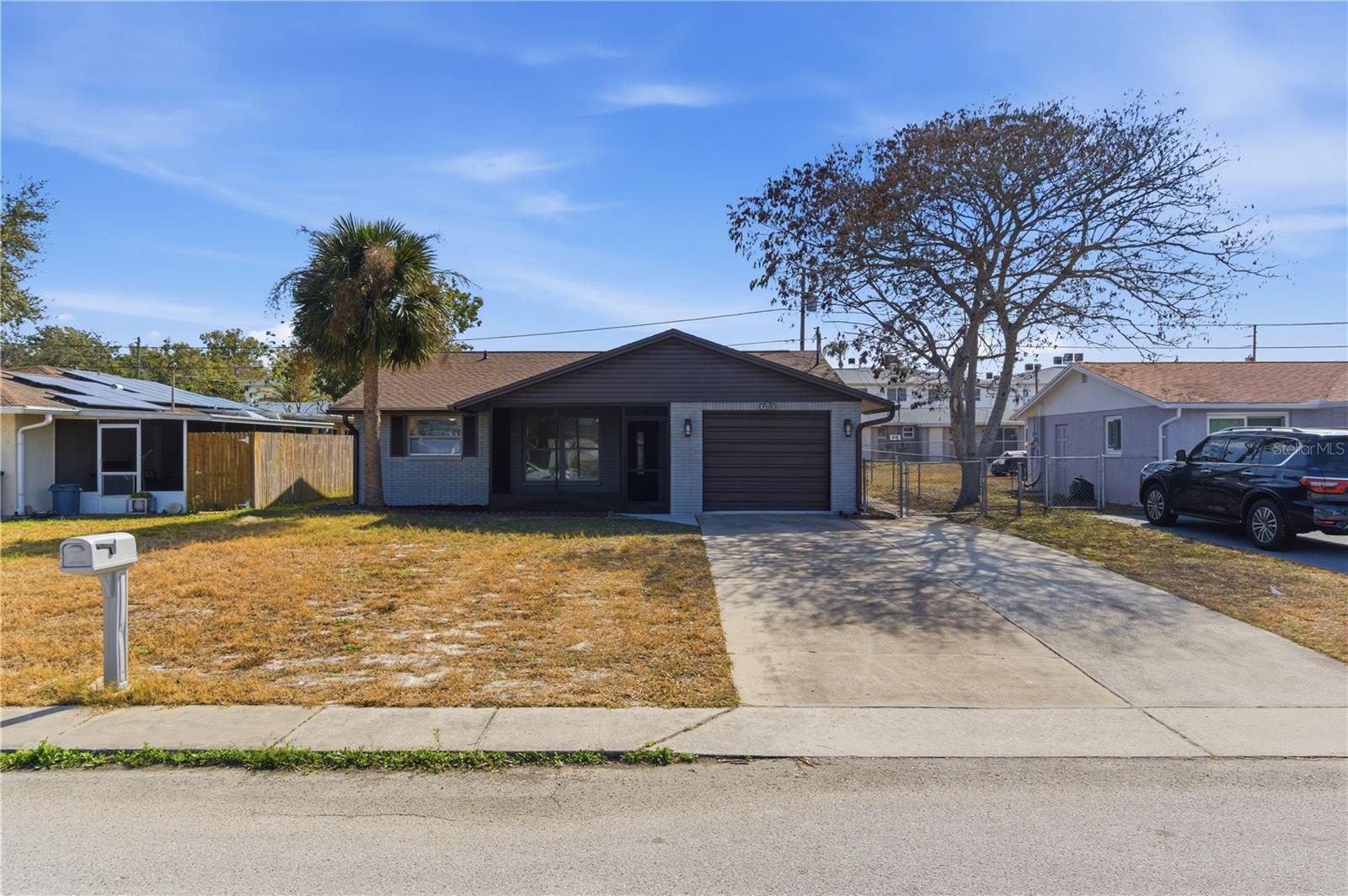 5330 POINSETTIA DR — photo 26