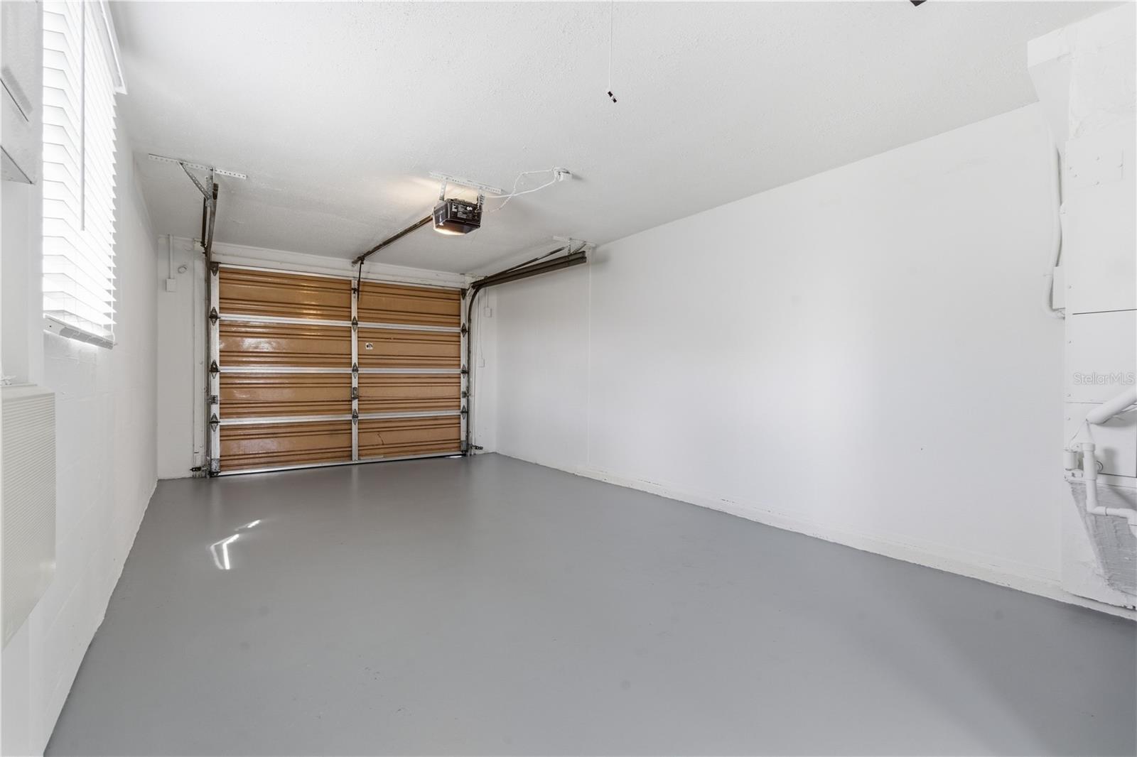5330 POINSETTIA DR — photo 23