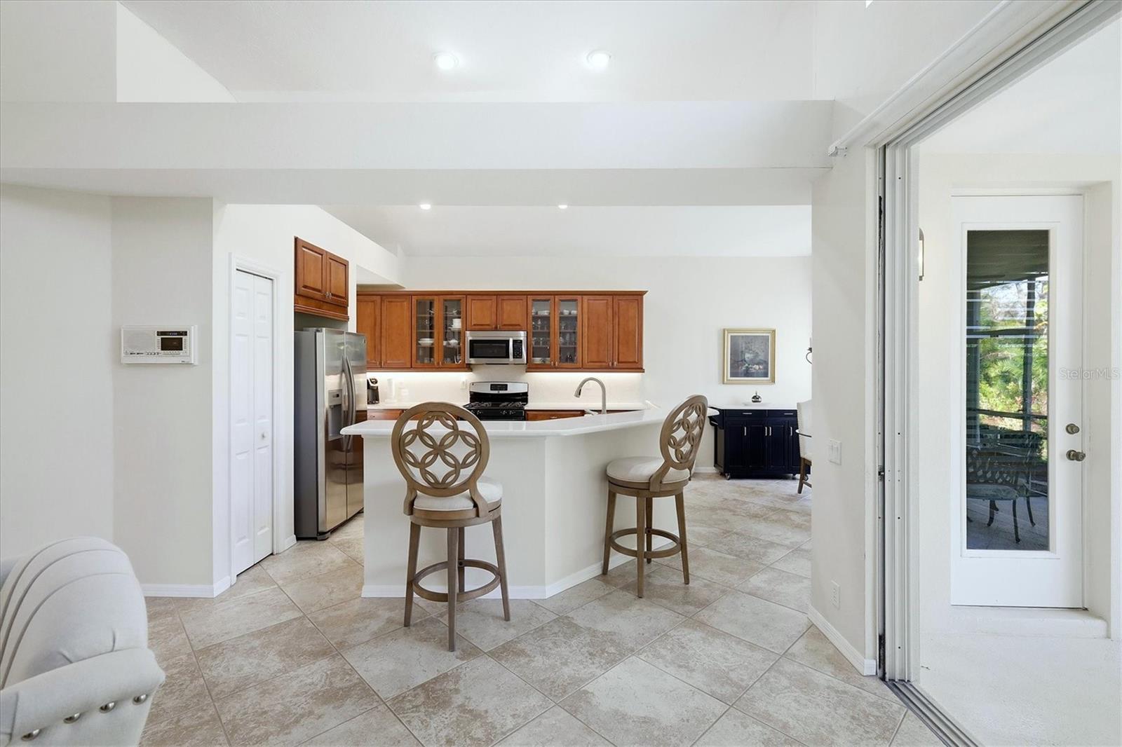 6411 BERKSHIRE PL — photo 14