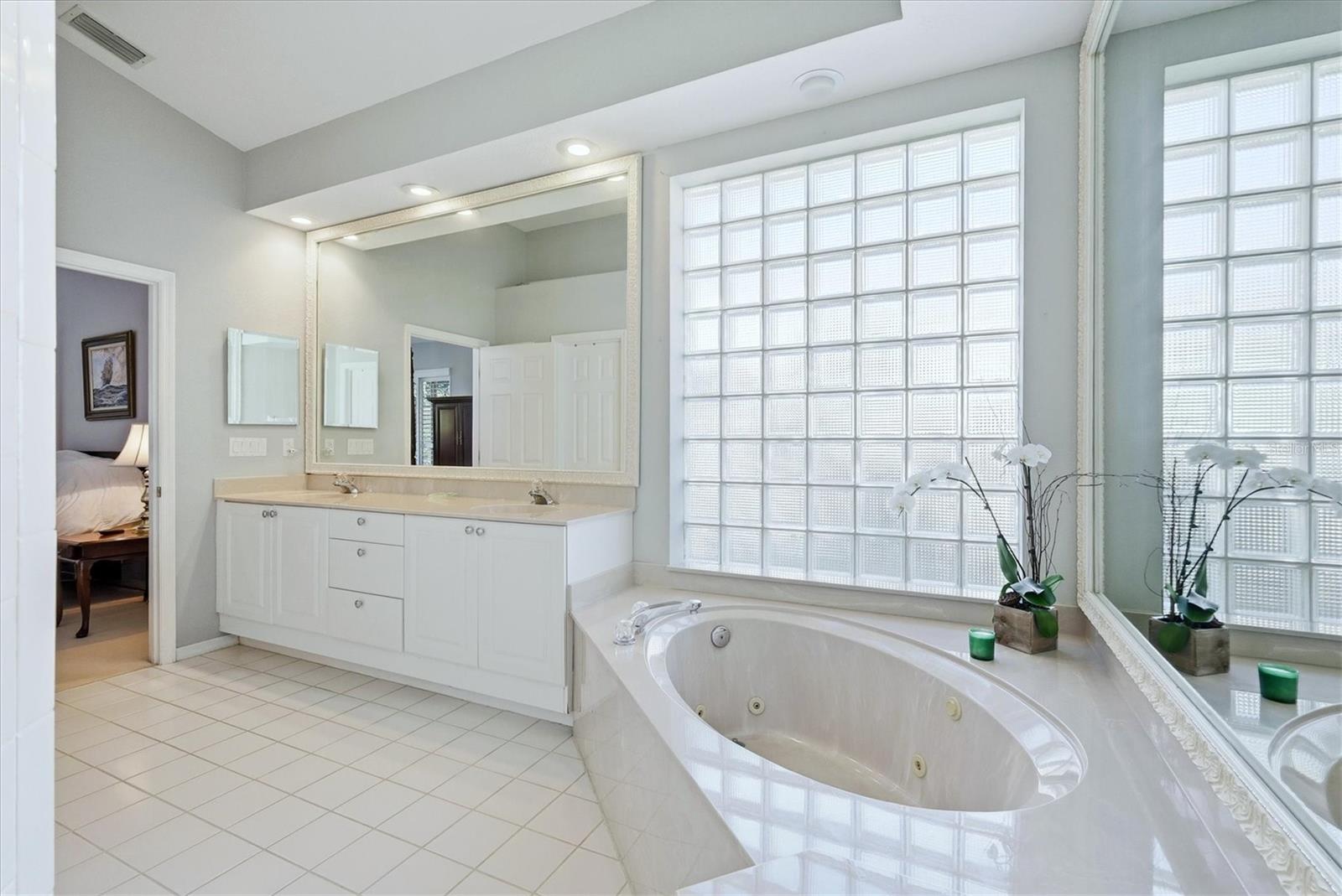 6411 BERKSHIRE PL — photo 24