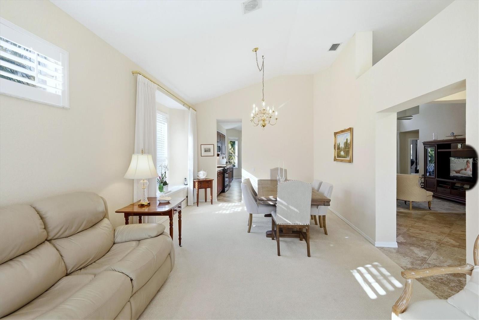 6411 BERKSHIRE PL — photo 9