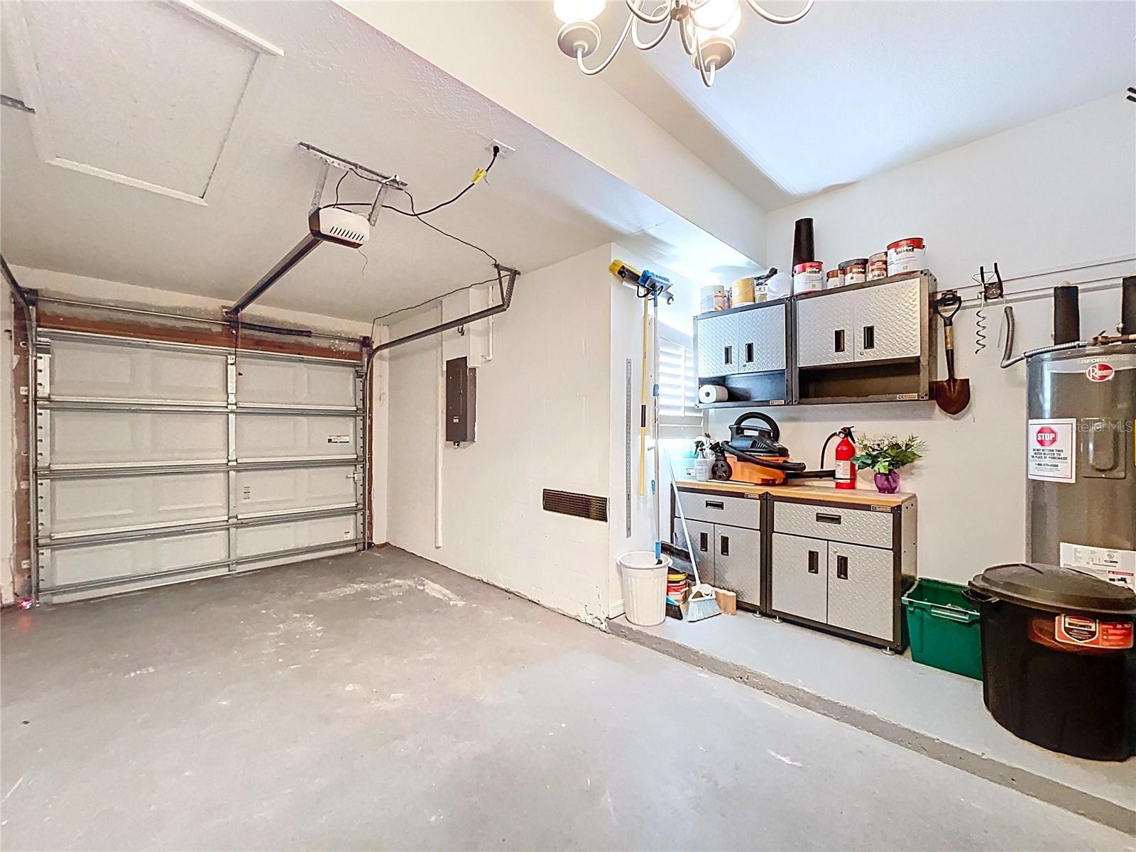 11273 KAPOK GRAND CIR — photo 39