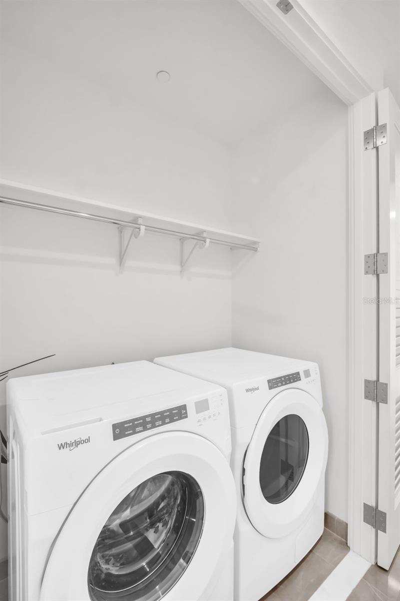 400 CENTRAL AVE #2605 — photo 44