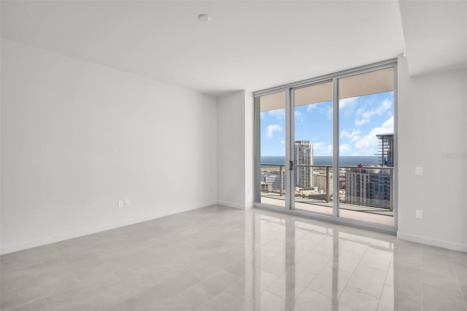 400 CENTRAL AVE #2605 — photo 11