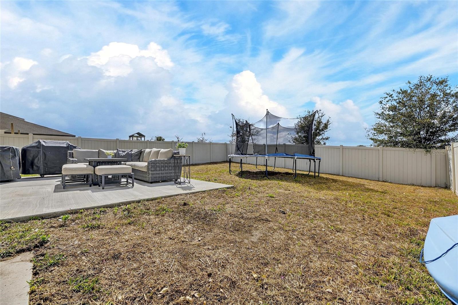 16791 DELIA ST — photo 40