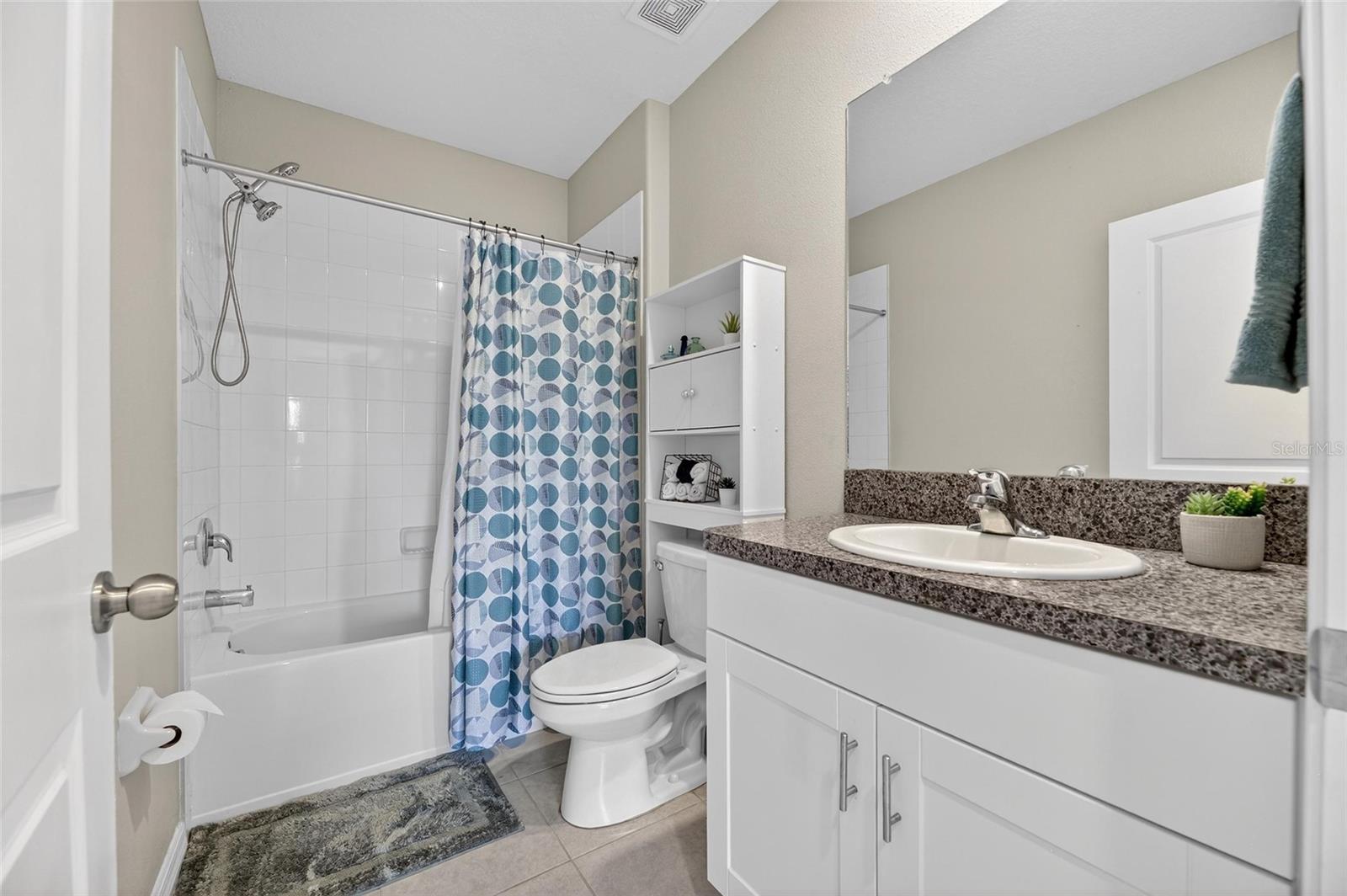16791 DELIA ST — photo 17