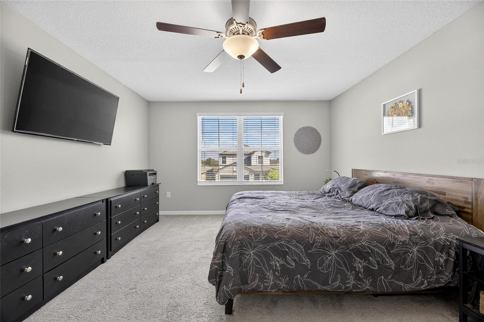 16791 DELIA ST — photo 32