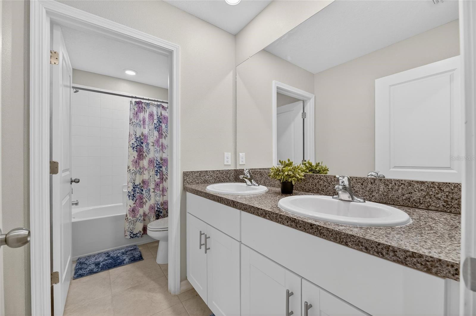 16791 DELIA ST — photo 25