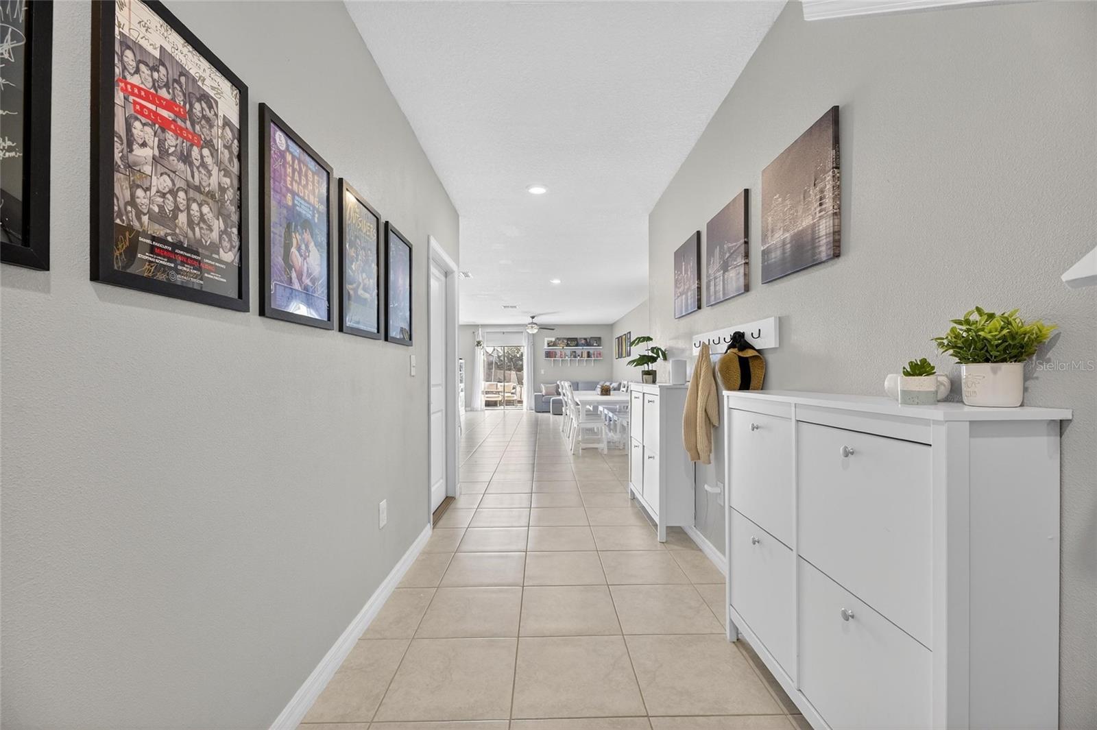 16791 DELIA ST — photo 3