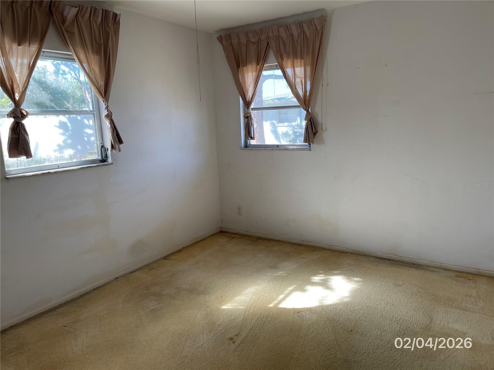 1708 CAMBRIDGE DR — photo 11