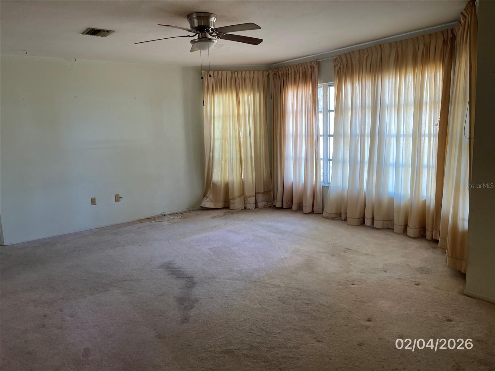 1708 CAMBRIDGE DR — photo 8
