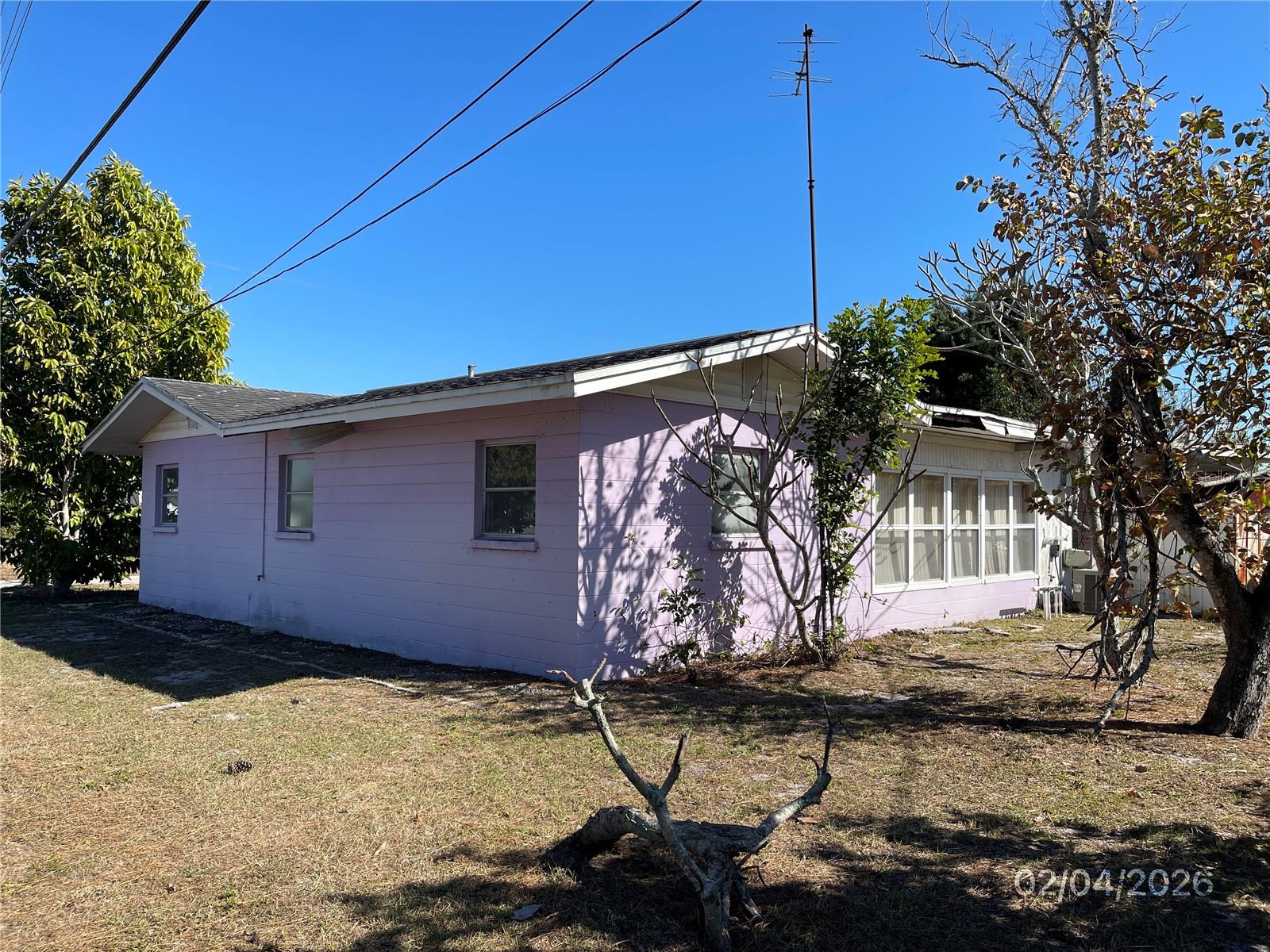 1708 CAMBRIDGE DR — photo 4