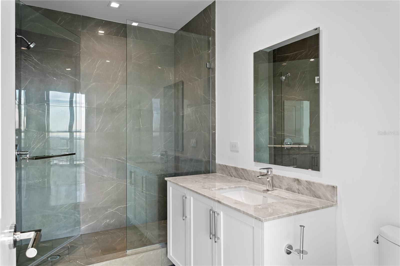 3015 S YSABELLA AVE #1601 — photo 33