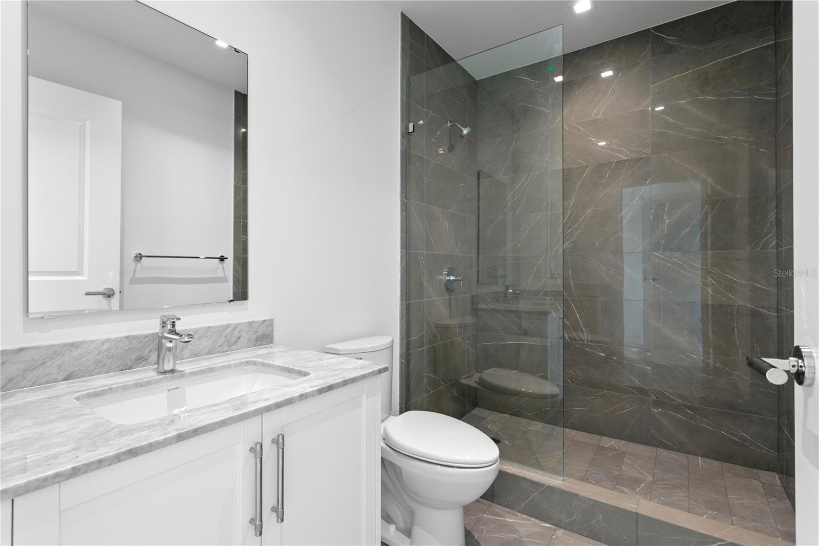 3015 S YSABELLA AVE #1601 — photo 27