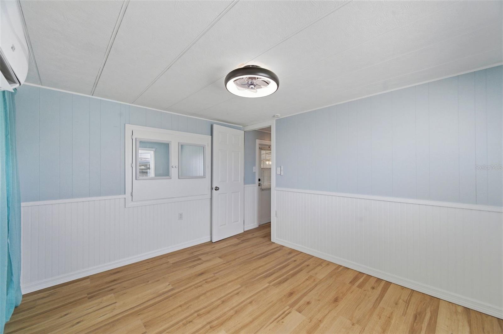 10913 LIBERTY DR — photo 21