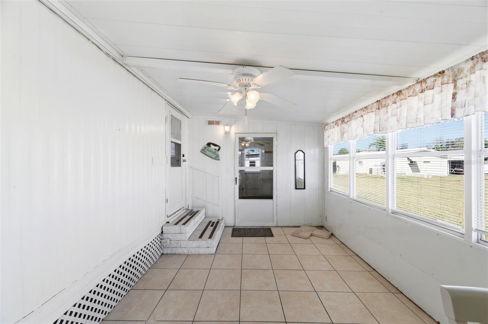 10913 LIBERTY DR — photo 28