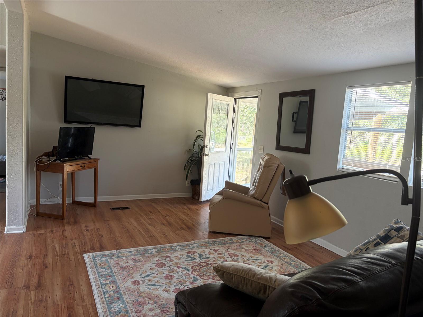 6905 PEARSON LN — photo 17