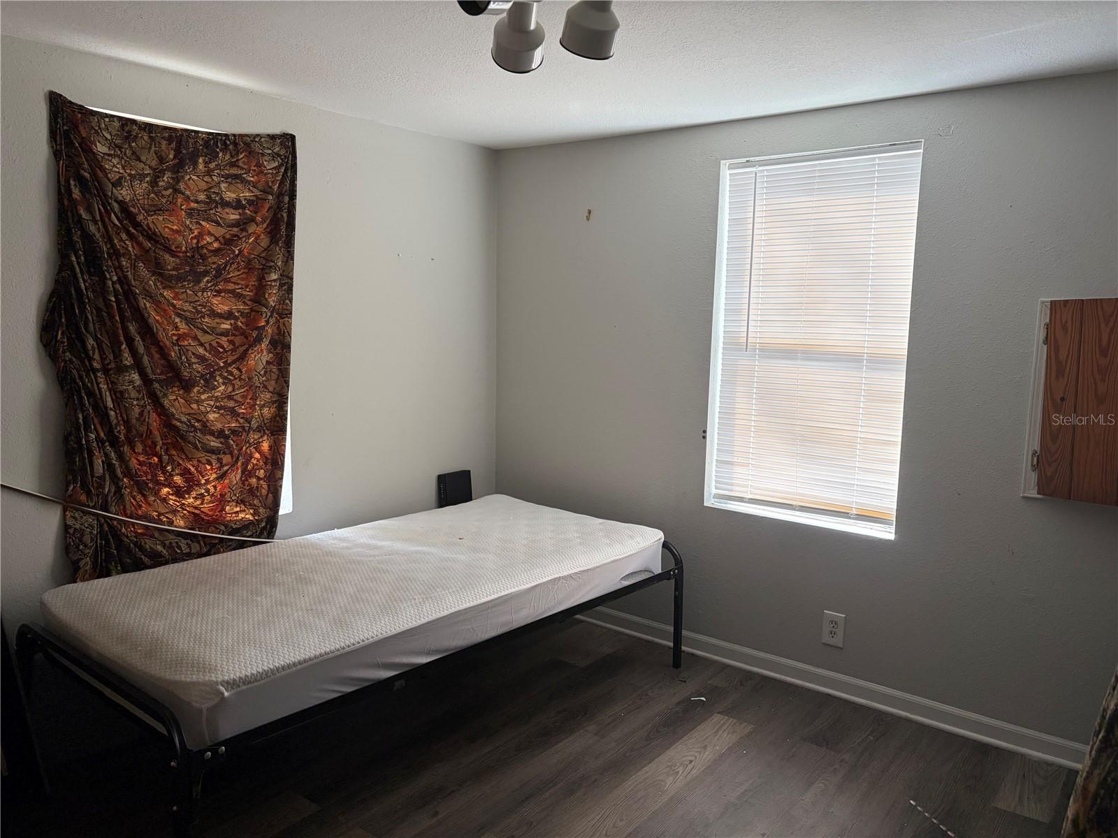 6905 PEARSON LN — photo 23