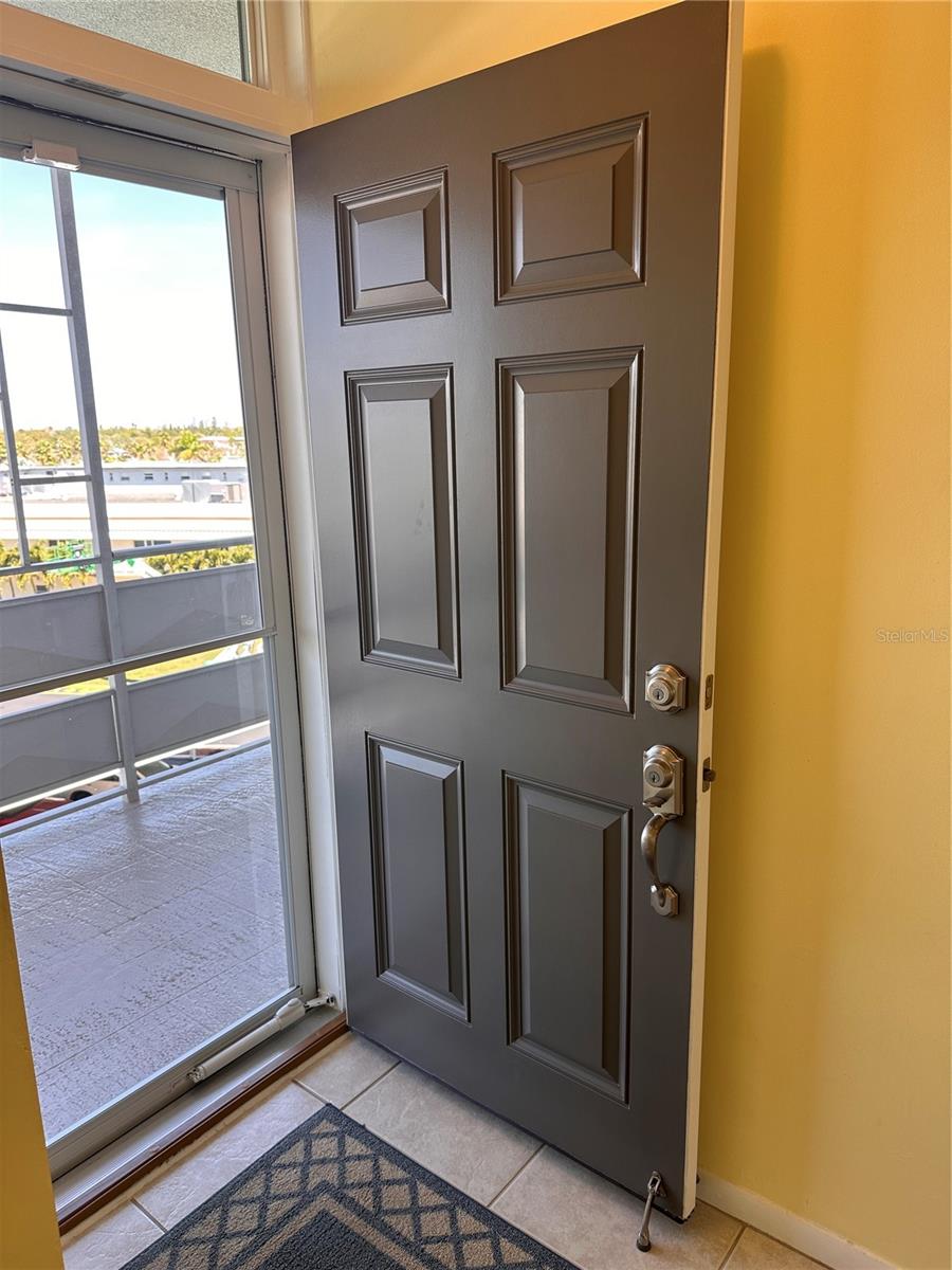 5900 SHORE BLVD S #504 — photo 4