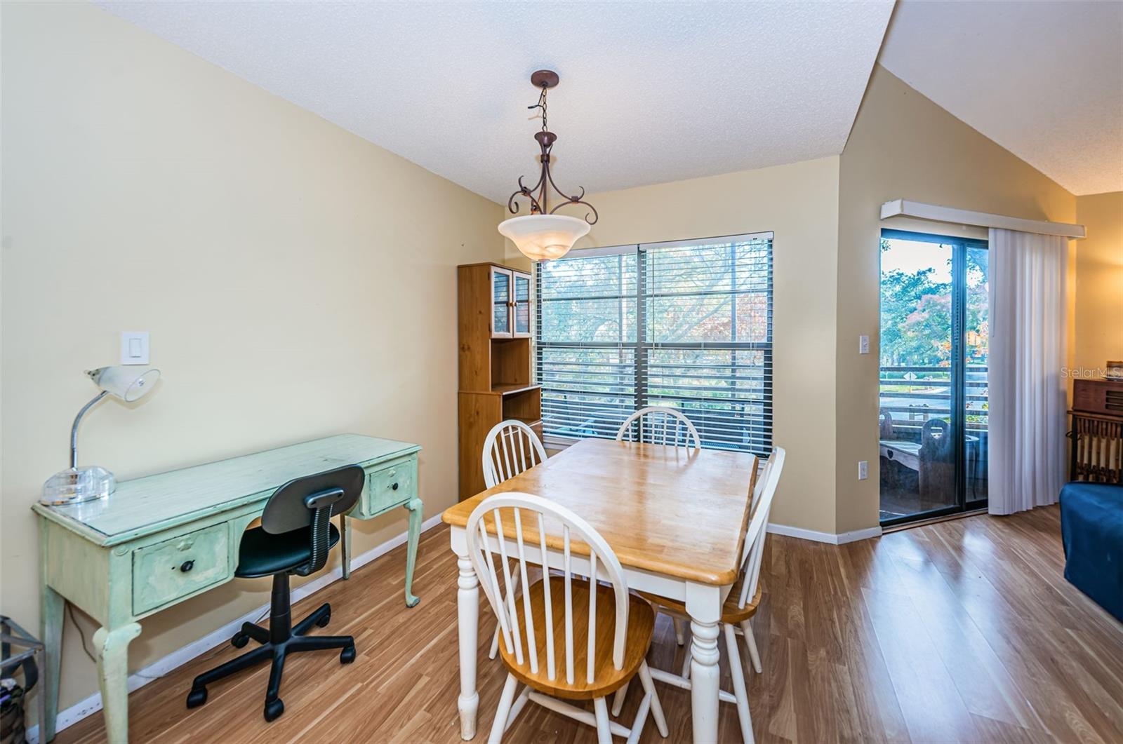 802 LENNOX RD W #802 — photo 12