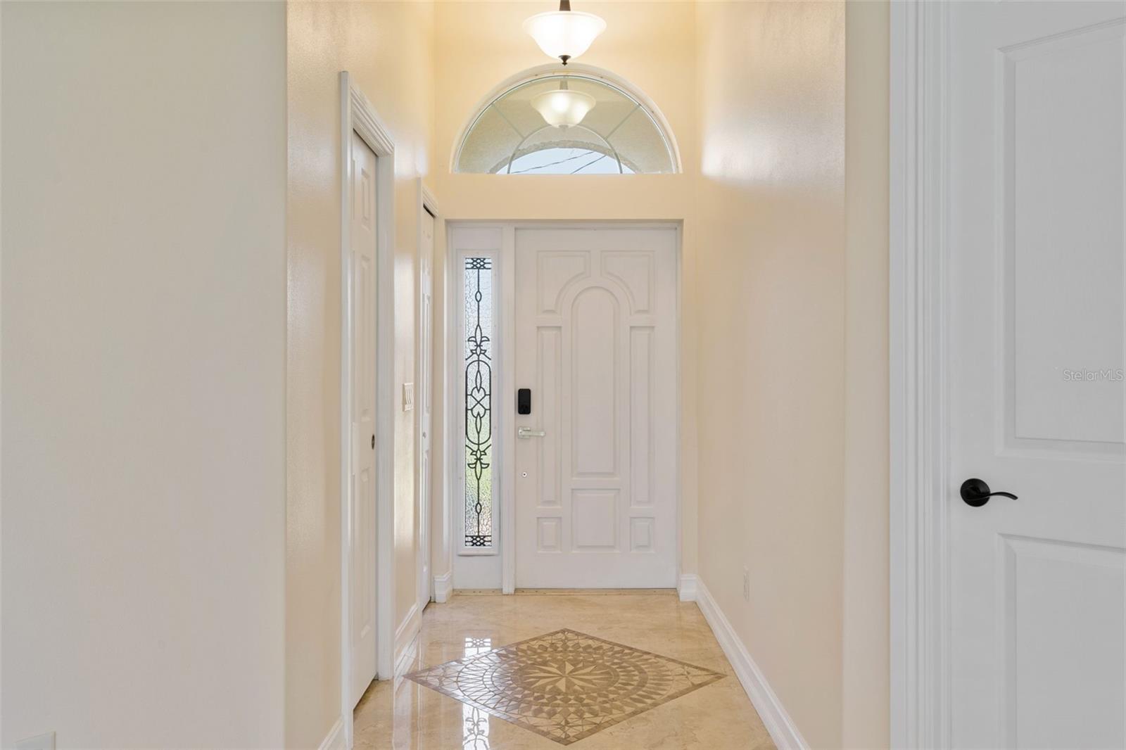 1900 COLLEEN ST — photo 4
