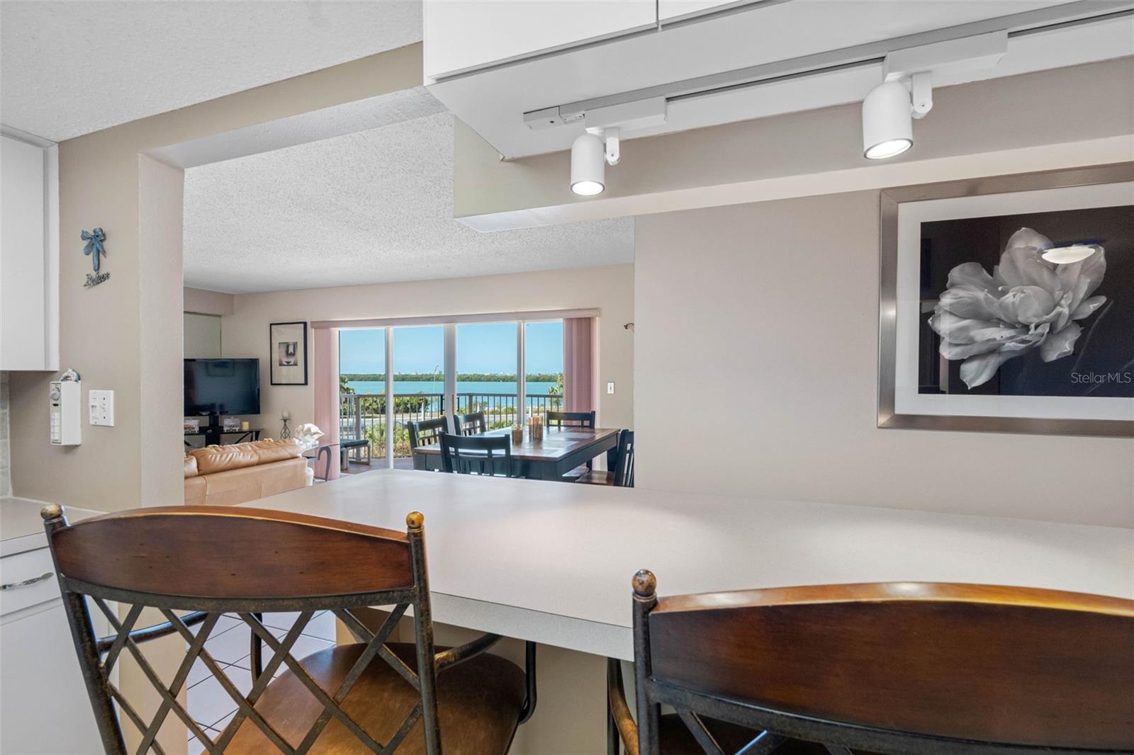 7430 SUNSHINE SKYWAY LN S #406 — photo 18