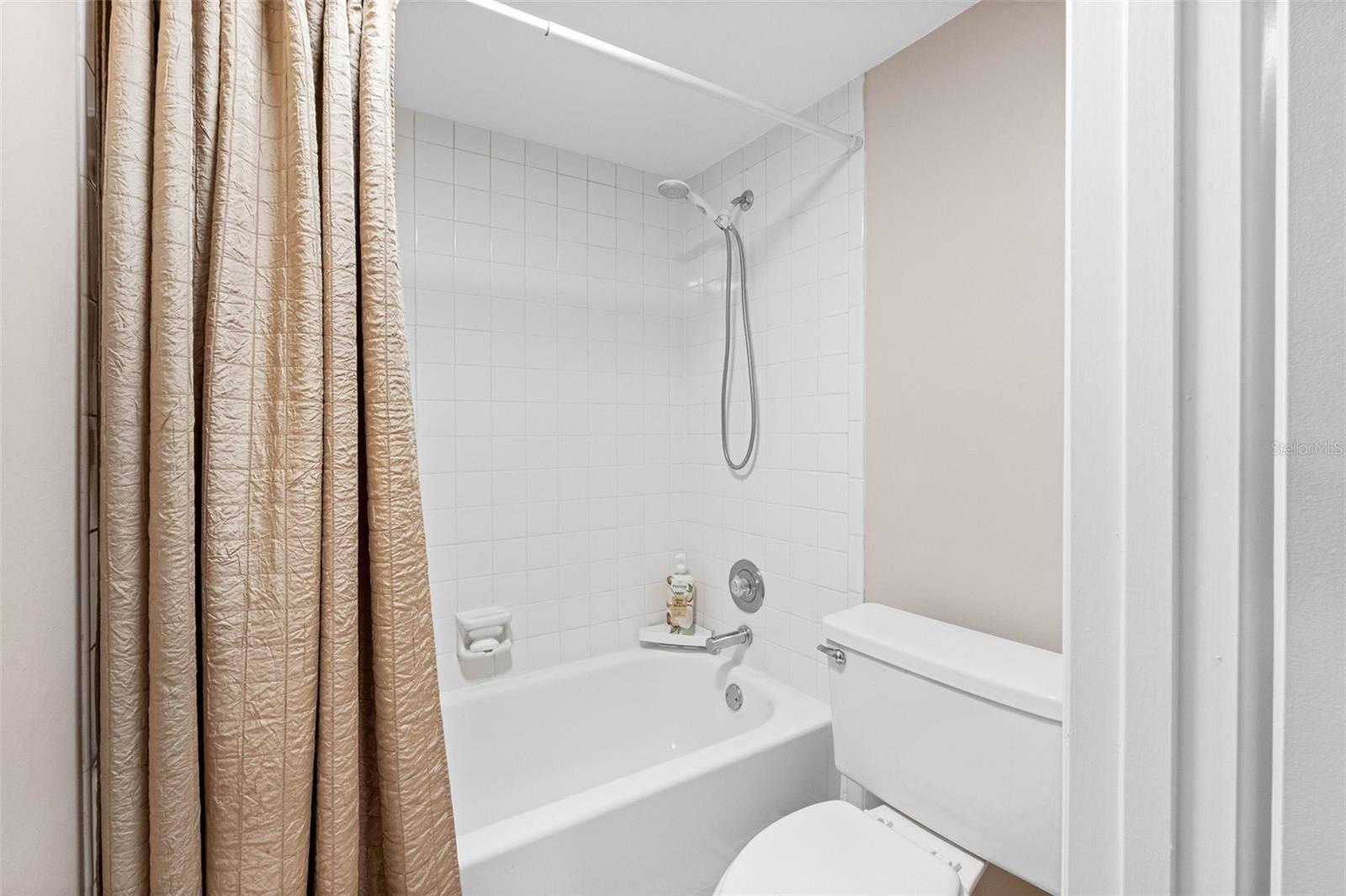 7430 SUNSHINE SKYWAY LN S #406 — photo 36