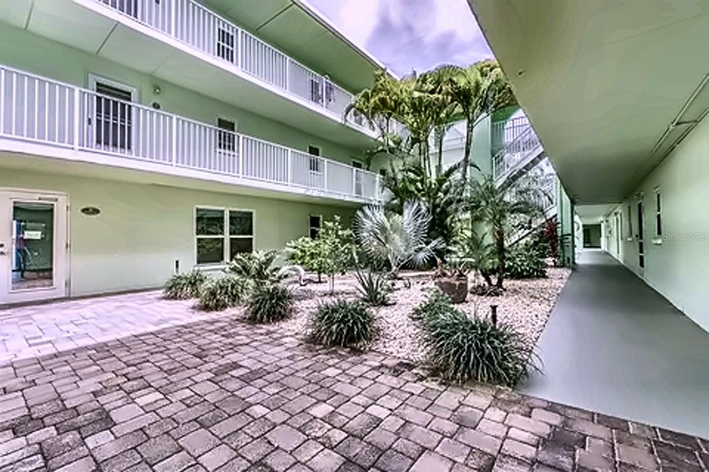 464 N PAULA DR #115 — photo 2