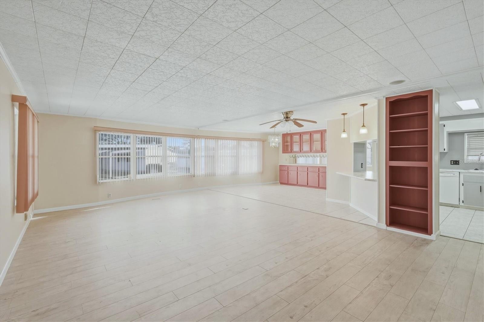 6710 36TH AVE E #201 — photo 9