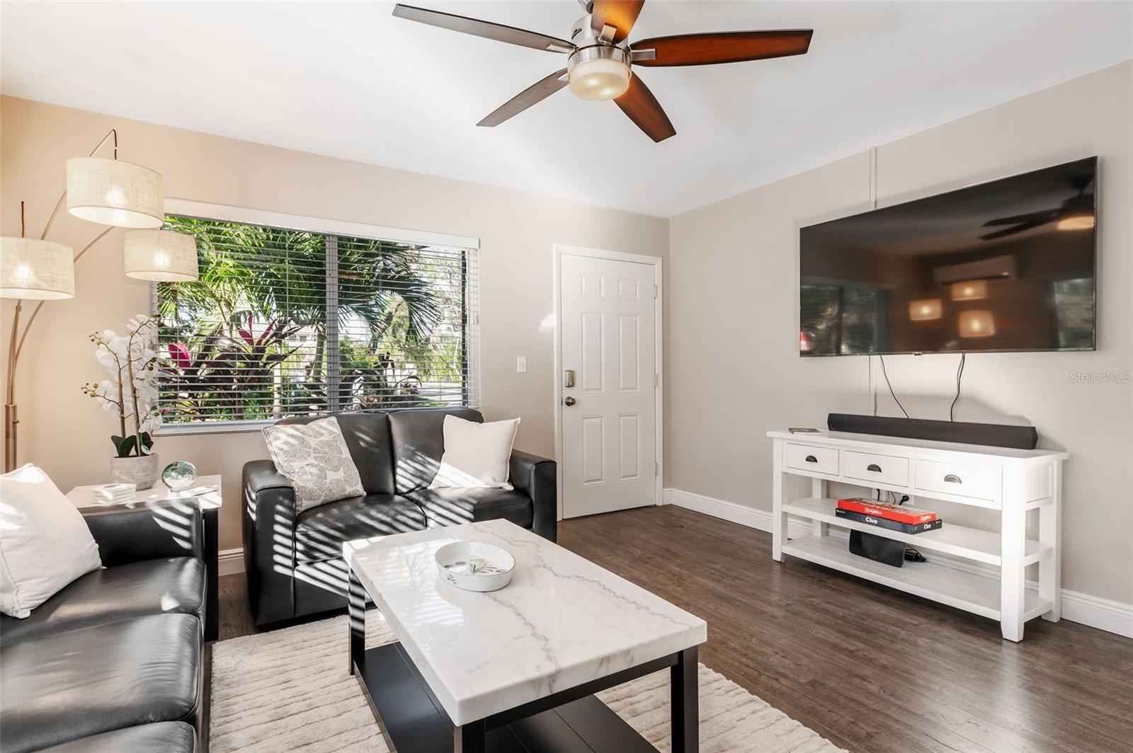 1704 WISCONSIN LN — photo 4