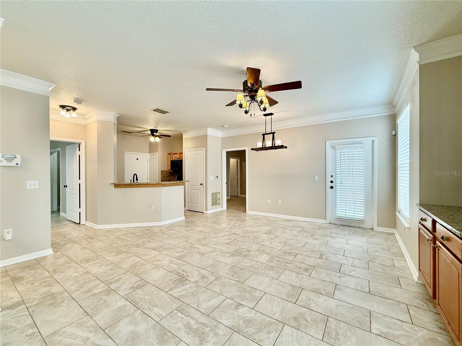 18013 VILLA CREEK DR — photo 9