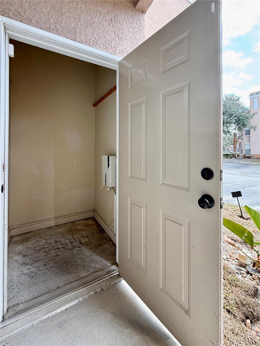 18013 VILLA CREEK DR — photo 40