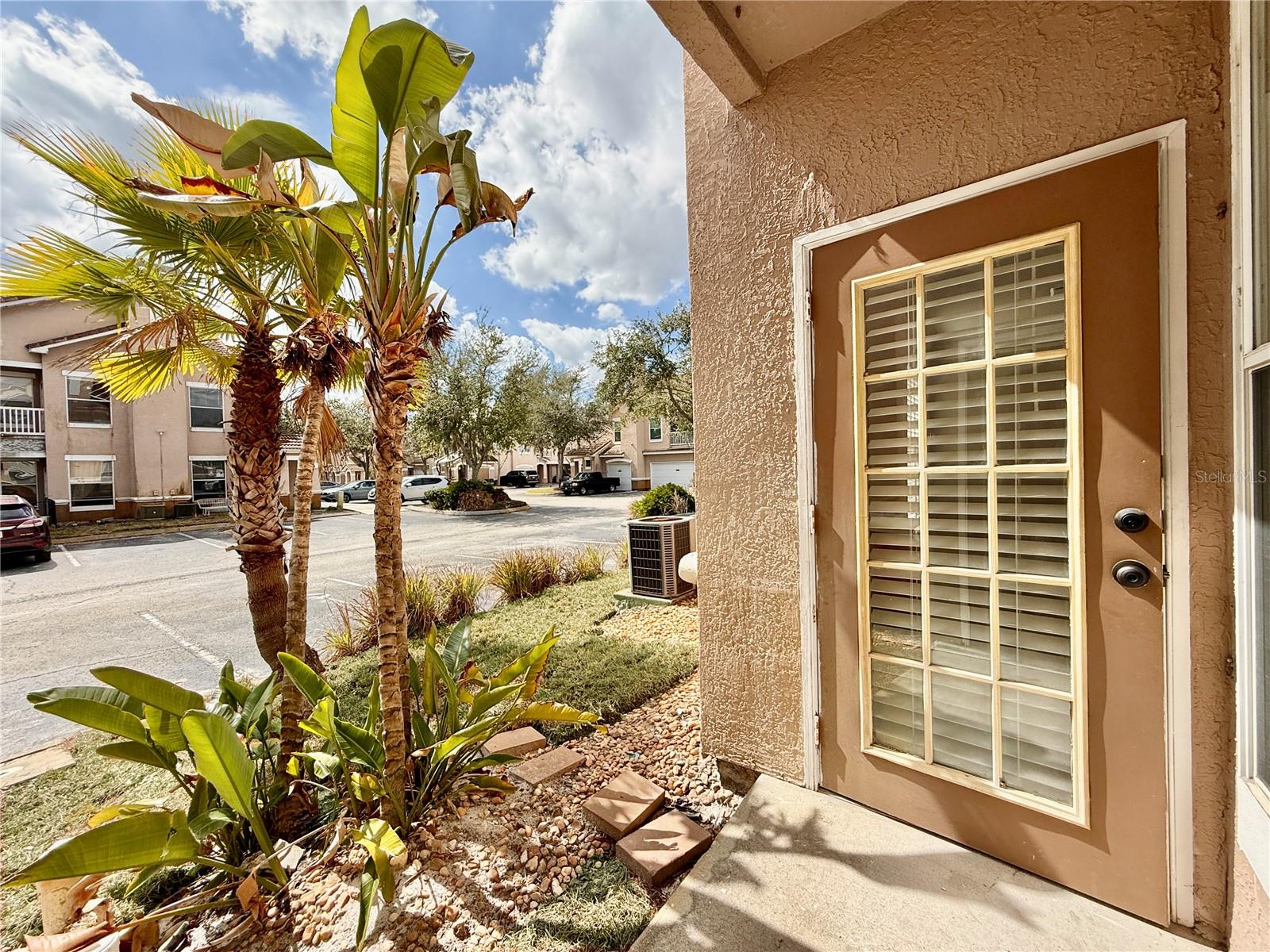 18013 VILLA CREEK DR — photo 38