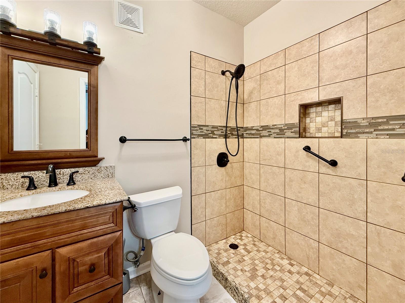 18013 VILLA CREEK DR — photo 31