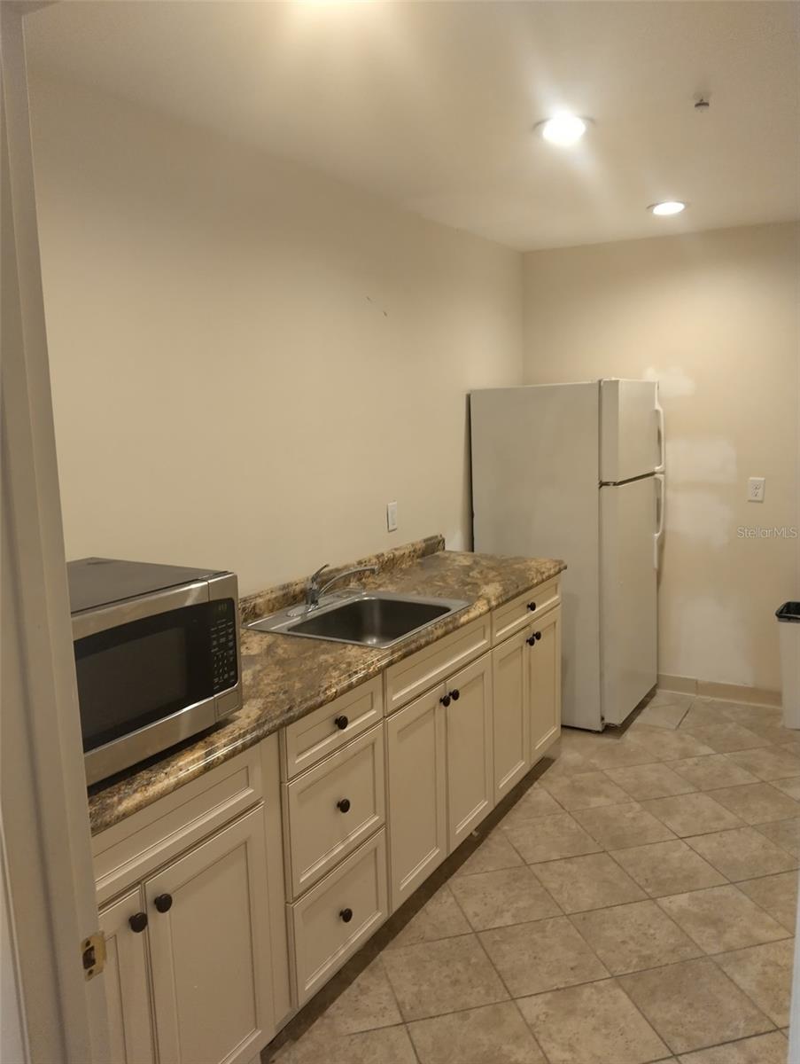 2482 ENTERPRISE RD #2 — photo 25