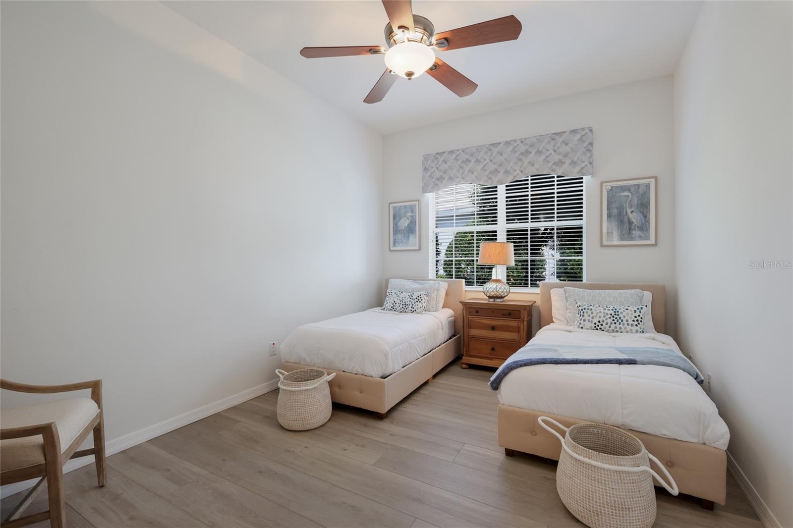 14335 STIRLING DR — photo 23