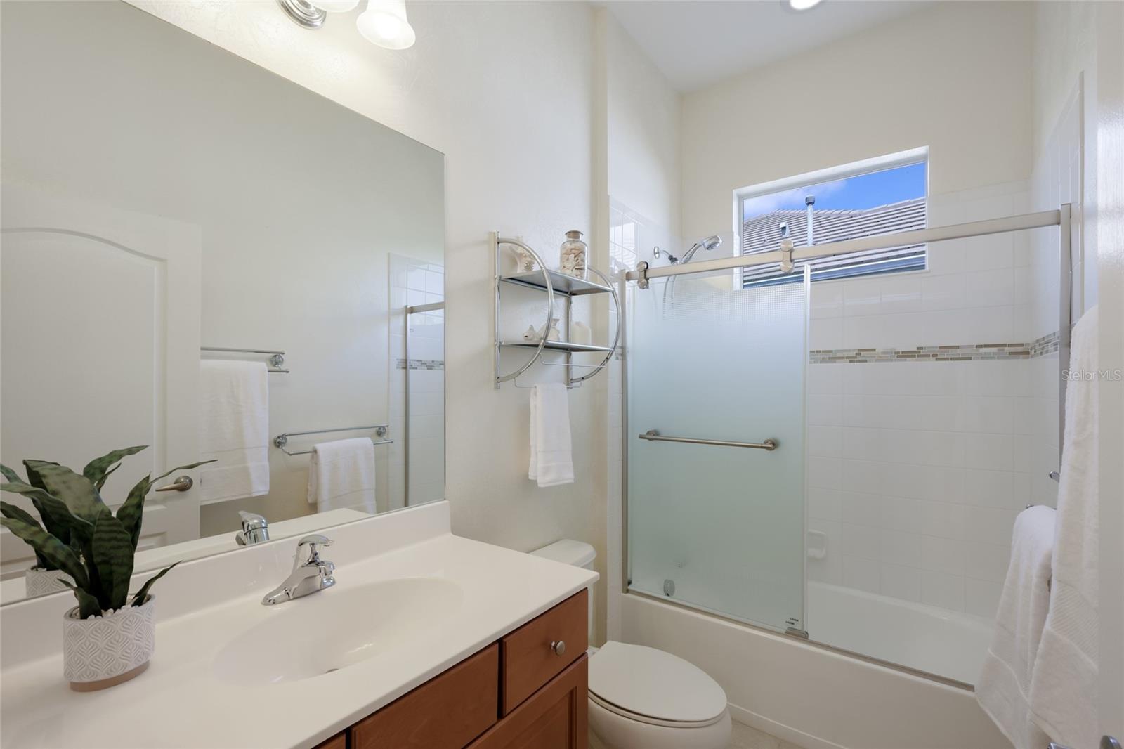 14335 STIRLING DR — photo 33