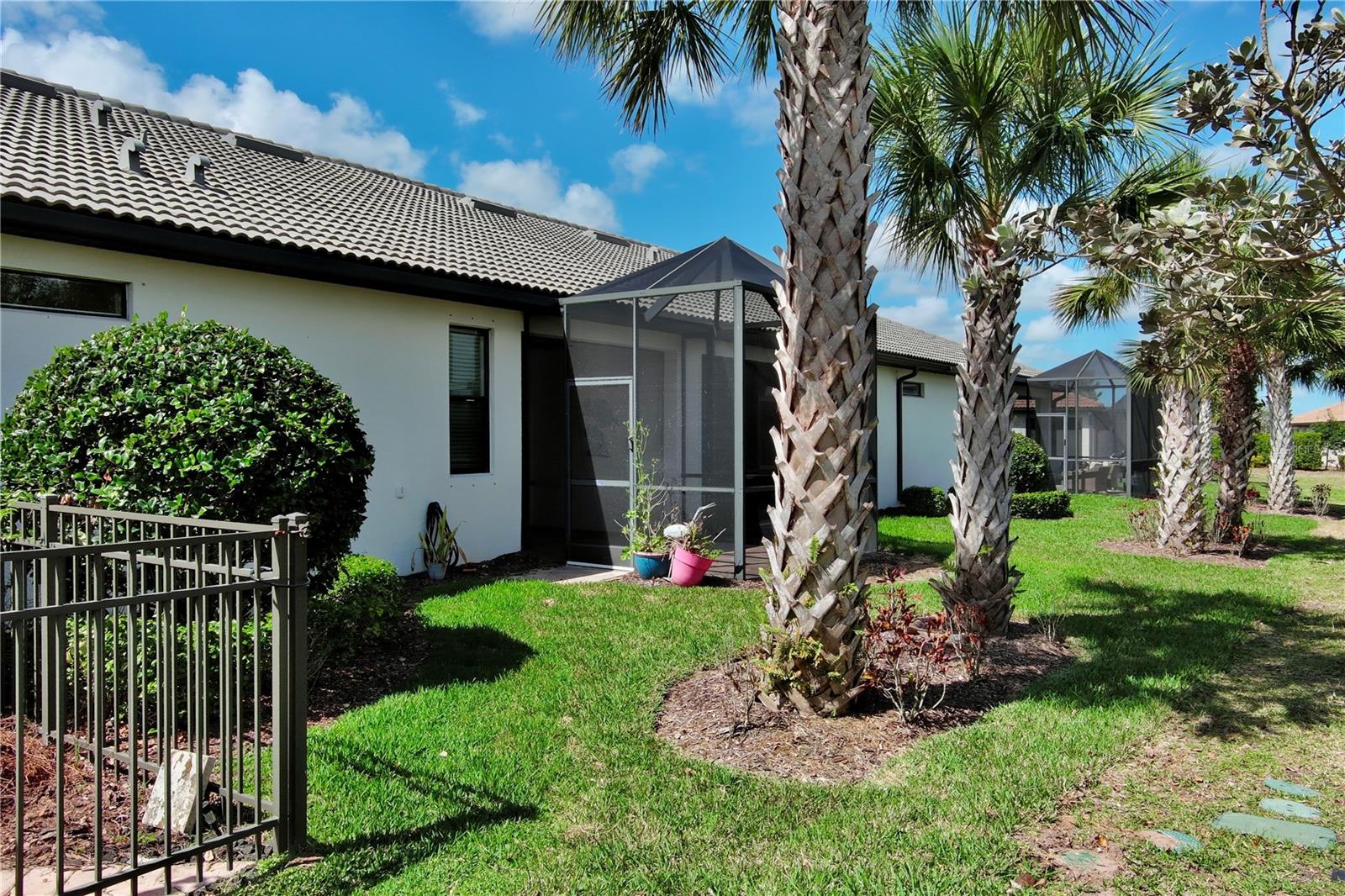 17631 CAMDEN DR — photo 33