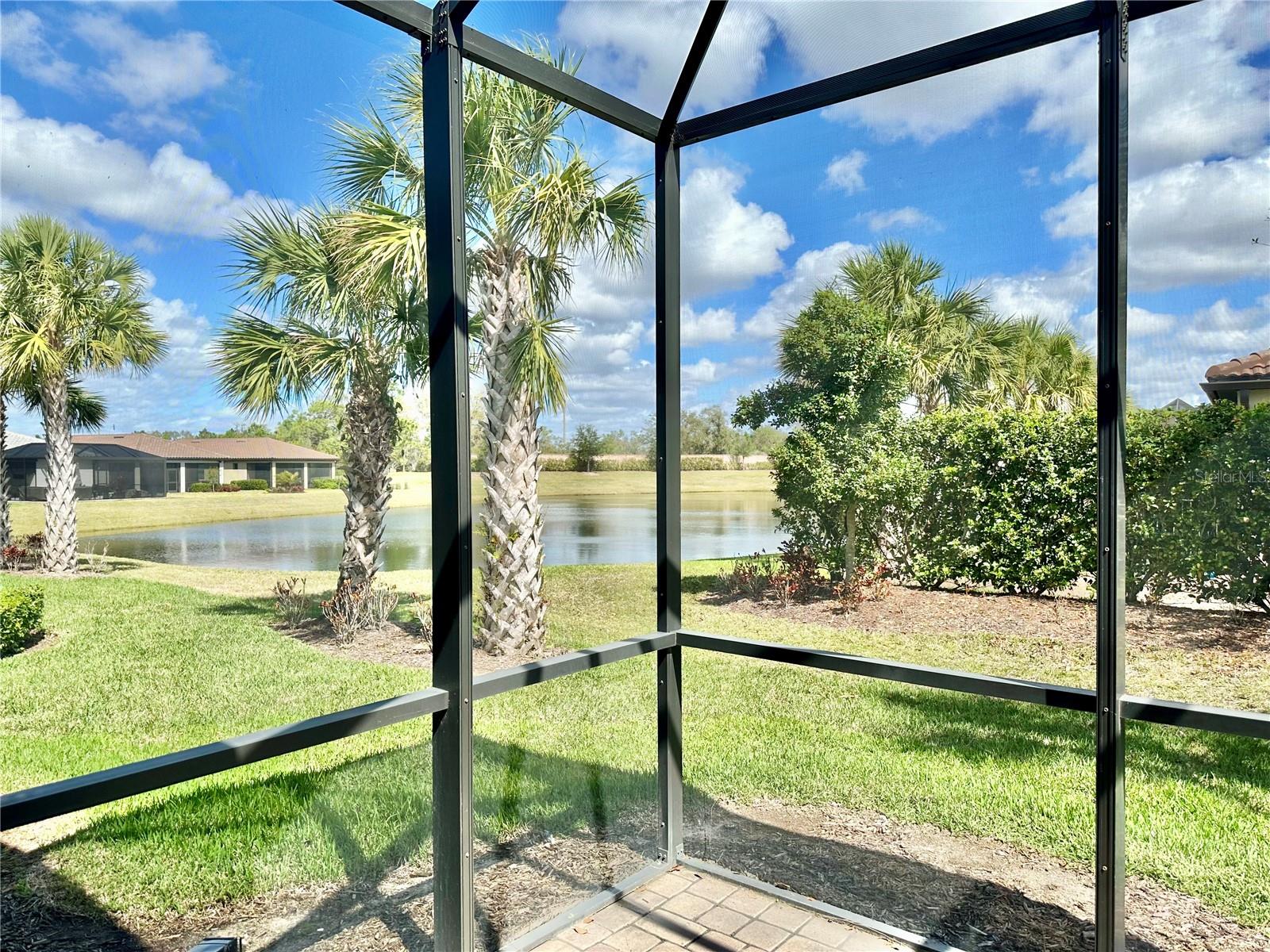 17631 CAMDEN DR — photo 32