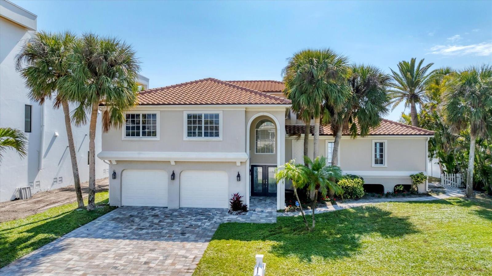 120 SANDS POINT DR — photo 58