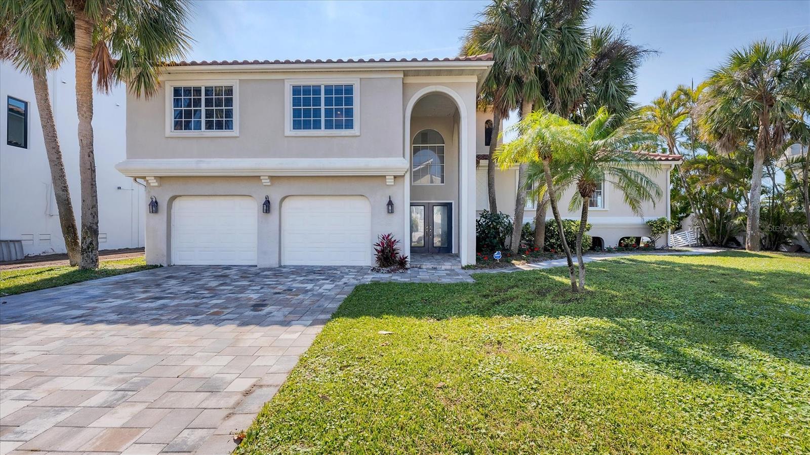 120 SANDS POINT DR — photo 3
