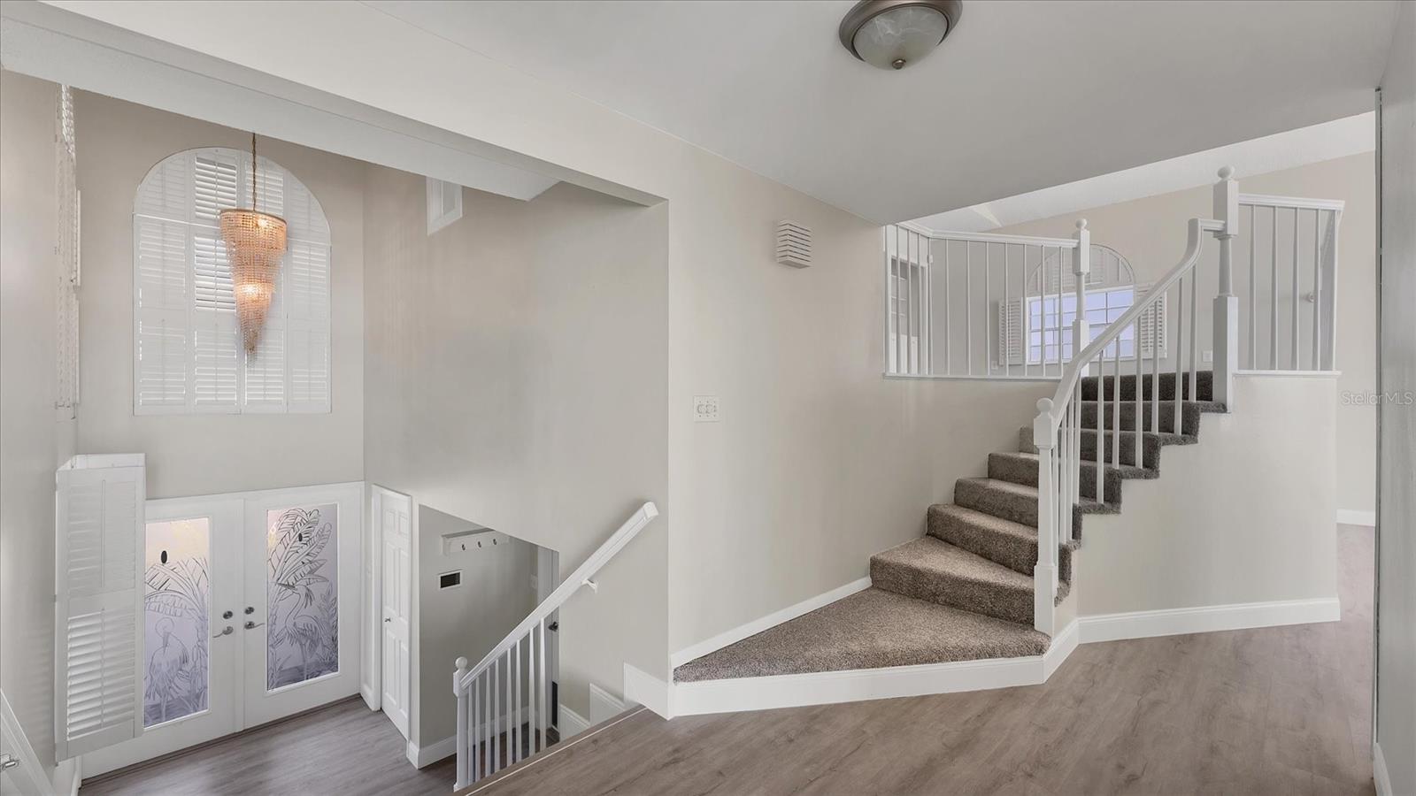 120 SANDS POINT DR — photo 5