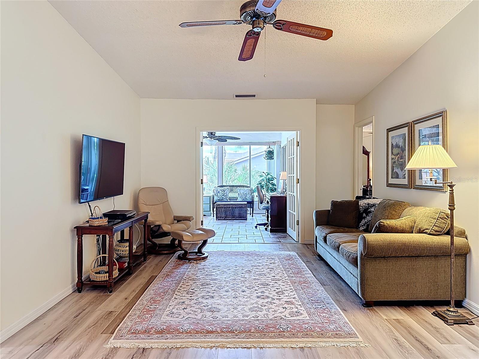 5611 GARDEN LAKES DR — photo 23