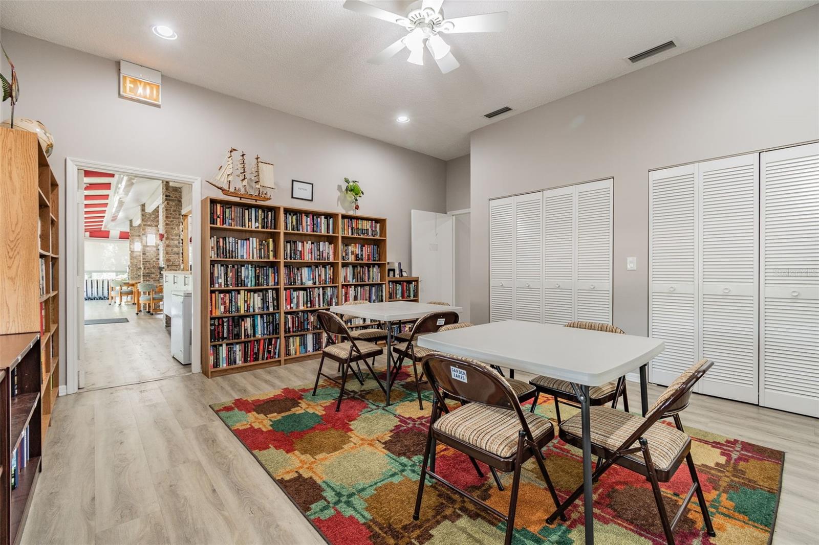 5611 GARDEN LAKES DR — photo 49